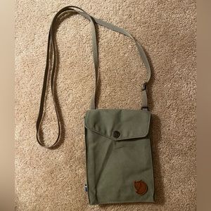 Fjallraven Crossbody Bag/Pocket